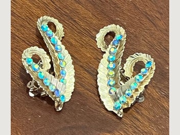 Image 1 of 5