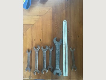 Image 1 of 1