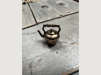 Image 1 of 8