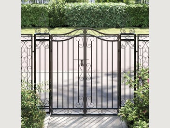 Image 1 of 7