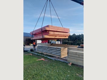 Image 1 of 7