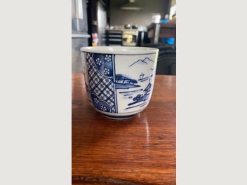 Image 1 of 7