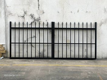 Image 1 of 1