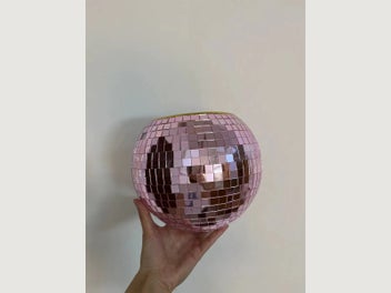 Image 1 of 7