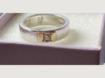 Image 1 of 5