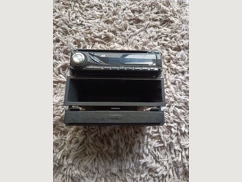 Image 1 of 7