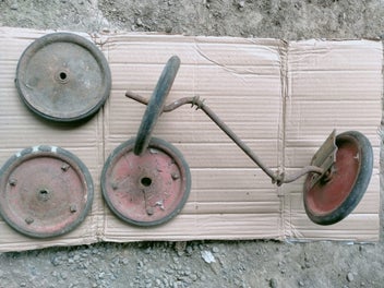 Image 1 of 2