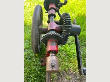 Image 1 of 8