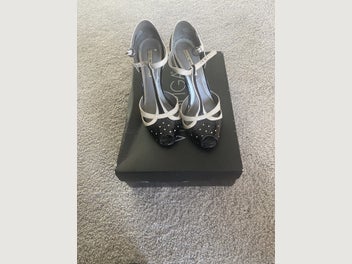 Image 1 of 5