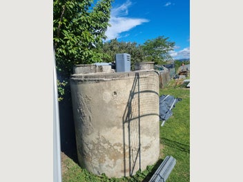 Image 1 of 5