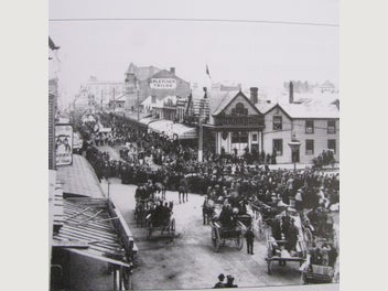 Image 1 of 7