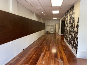 Image 1 of 1