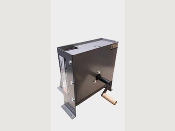 Image 1 of 4