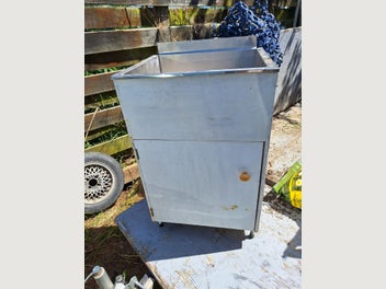 Image 1 of 6