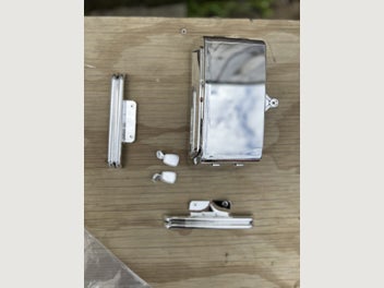 Image 1 of 4