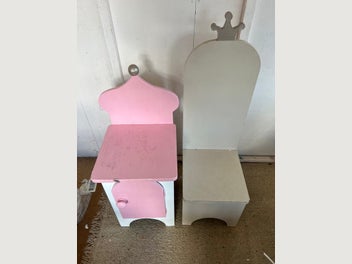 Image 1 of 7