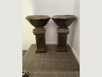 Image 1 of 5