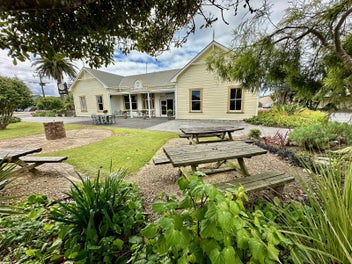 Image 1 of 20