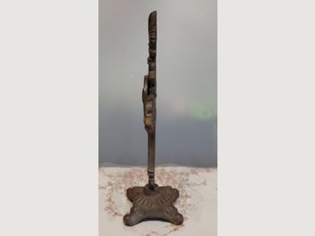 Image 1 of 7