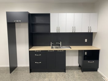 Image 1 of 5