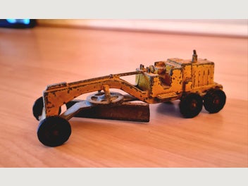 Image 1 of 3
