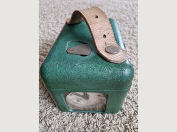 Image 1 of 7