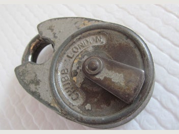 Image 1 of 3