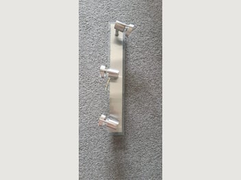 Image 1 of 7