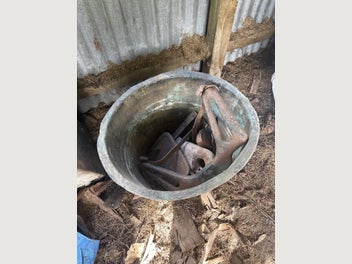 Image 1 of 2