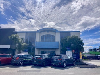 Image 1 of 1