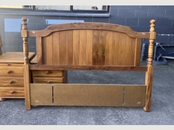 Image 1 of 7