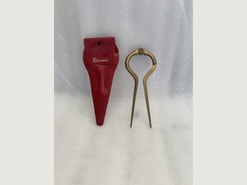 Image 1 of 3