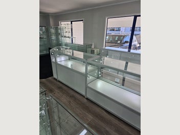 Image 1 of 5
