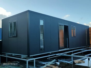 Image 1 of 7