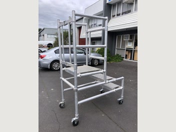 Image 1 of 4