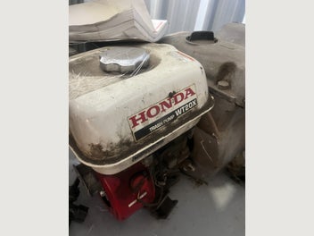 Image 1 of 7