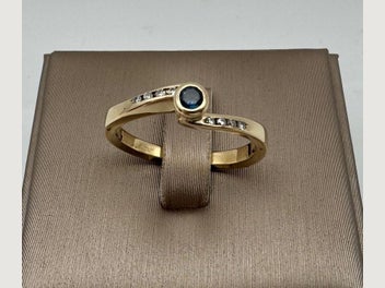 Image 1 of 7