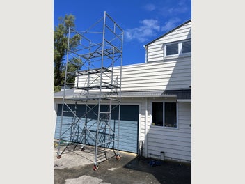 Image 1 of 4