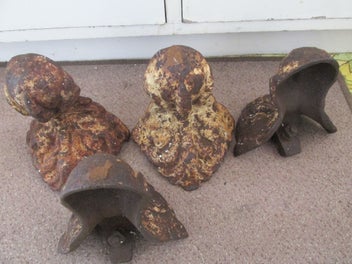 Image 1 of 3