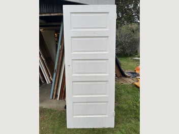 Image 1 of 8
