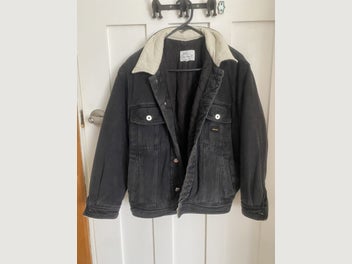 Image 1 of 1
