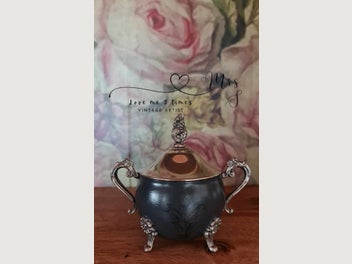 Image 1 of 4