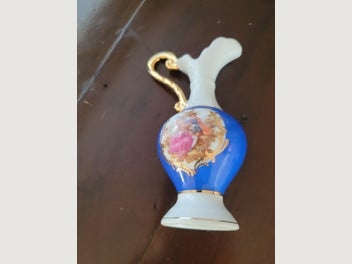 Image 1 of 4
