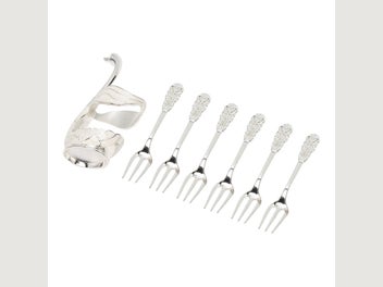Image 1 of 5
