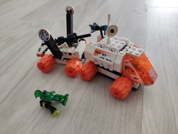 Image 1 of 4