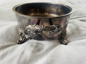 Image 1 of 7