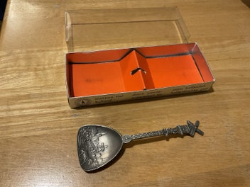 Image 1 of 6