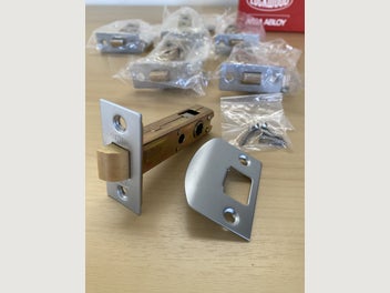 Image 1 of 4
