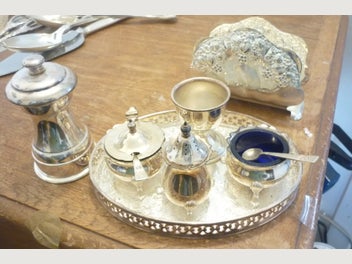 Image 1 of 4