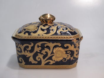 Image 1 of 6